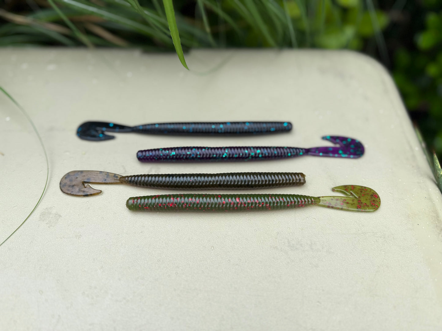 7 inch magnum swimming worm 6pk