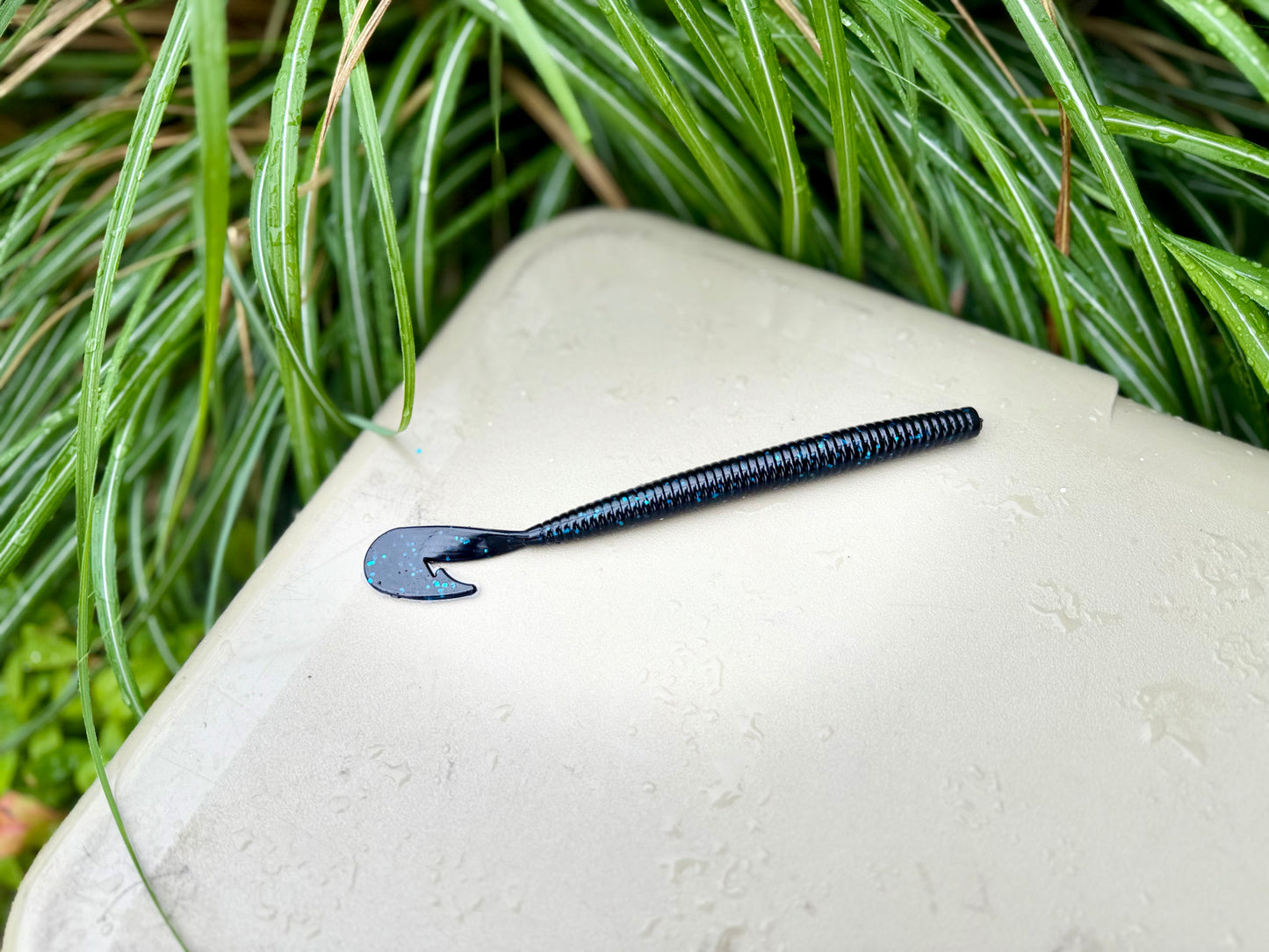 7 inch magnum swimming worm 6pk